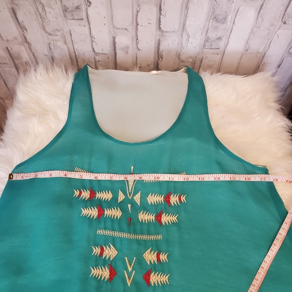 MAGS & PYE EMBROIDERED TANK TOP SIZE S - Picture 6 of 9